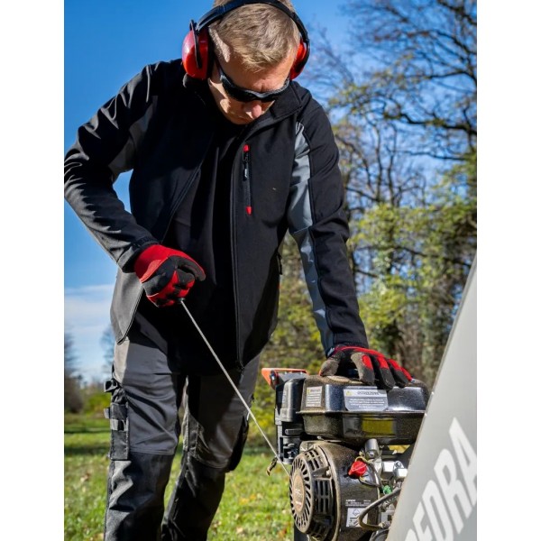 Benzininis šakų smulkintuvas 4,0kW DEDRA DED8684